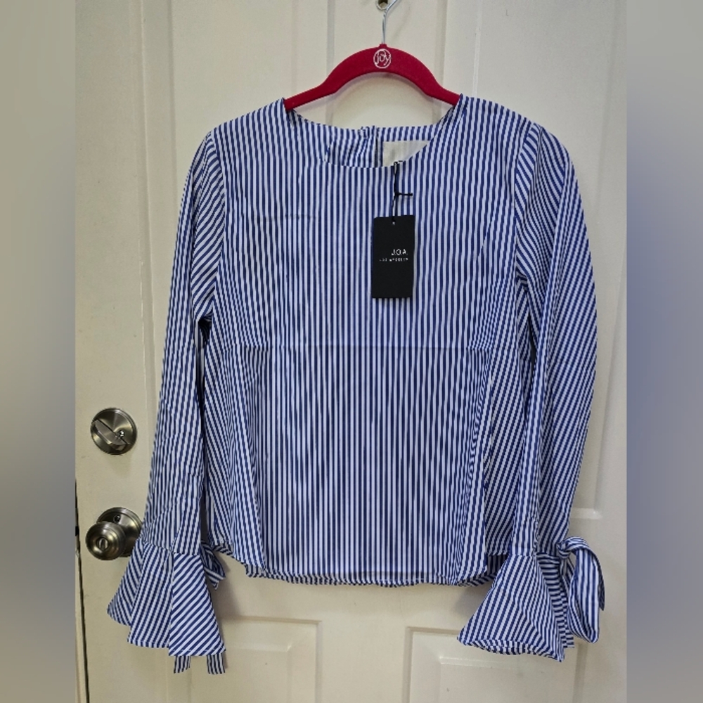 J.O.A. Women's Blue Striped Top - NWT Size Small